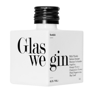 front of glas we gin 5cl bottle